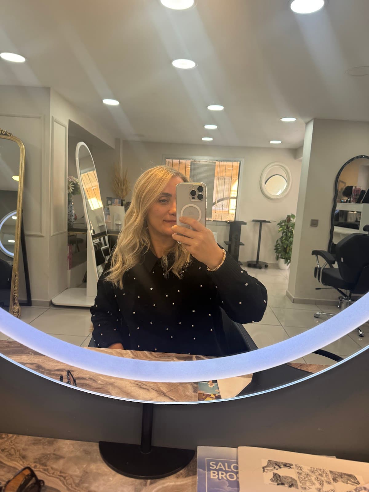 Barış Koç Hairstylist