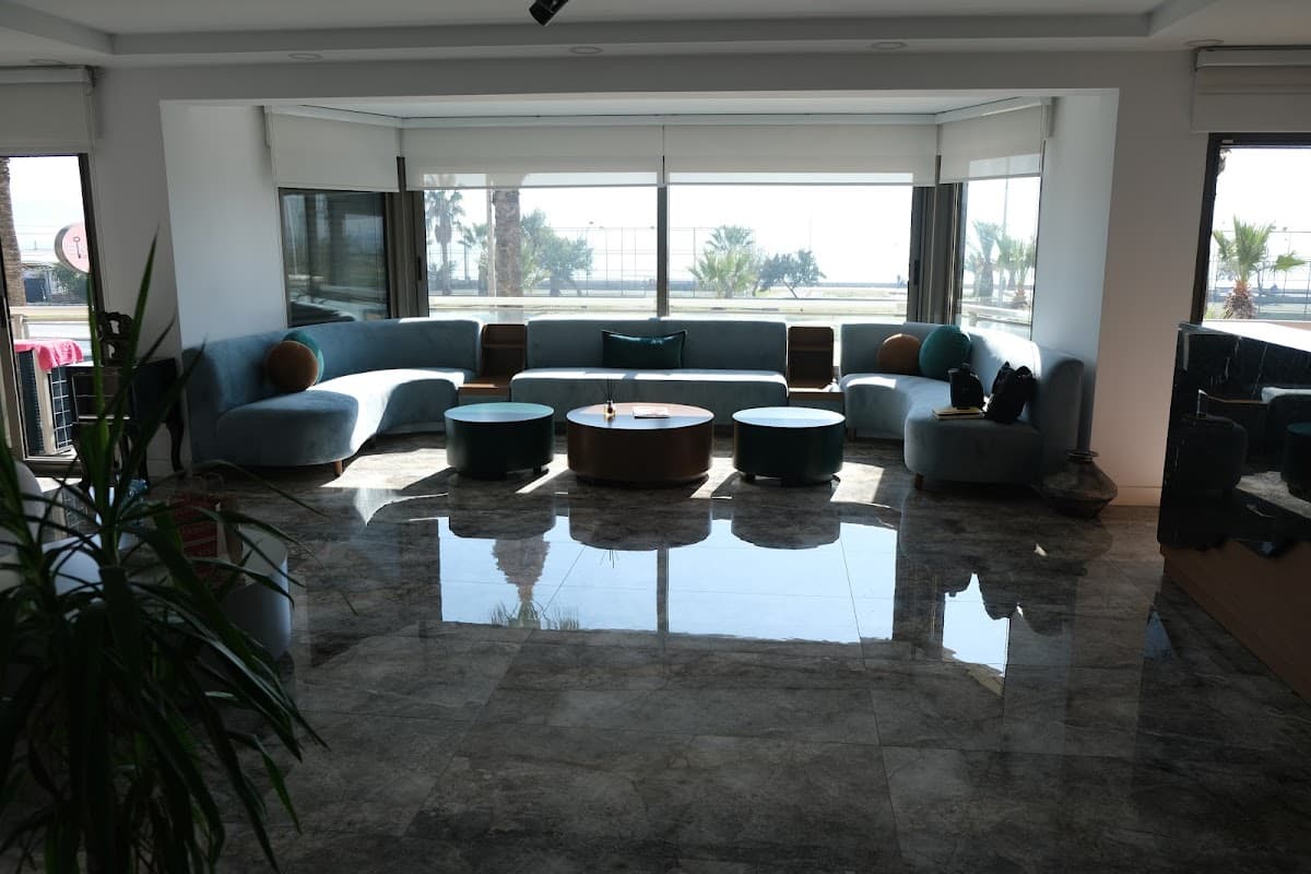 Op. Dr. Hünkar Batıkhan