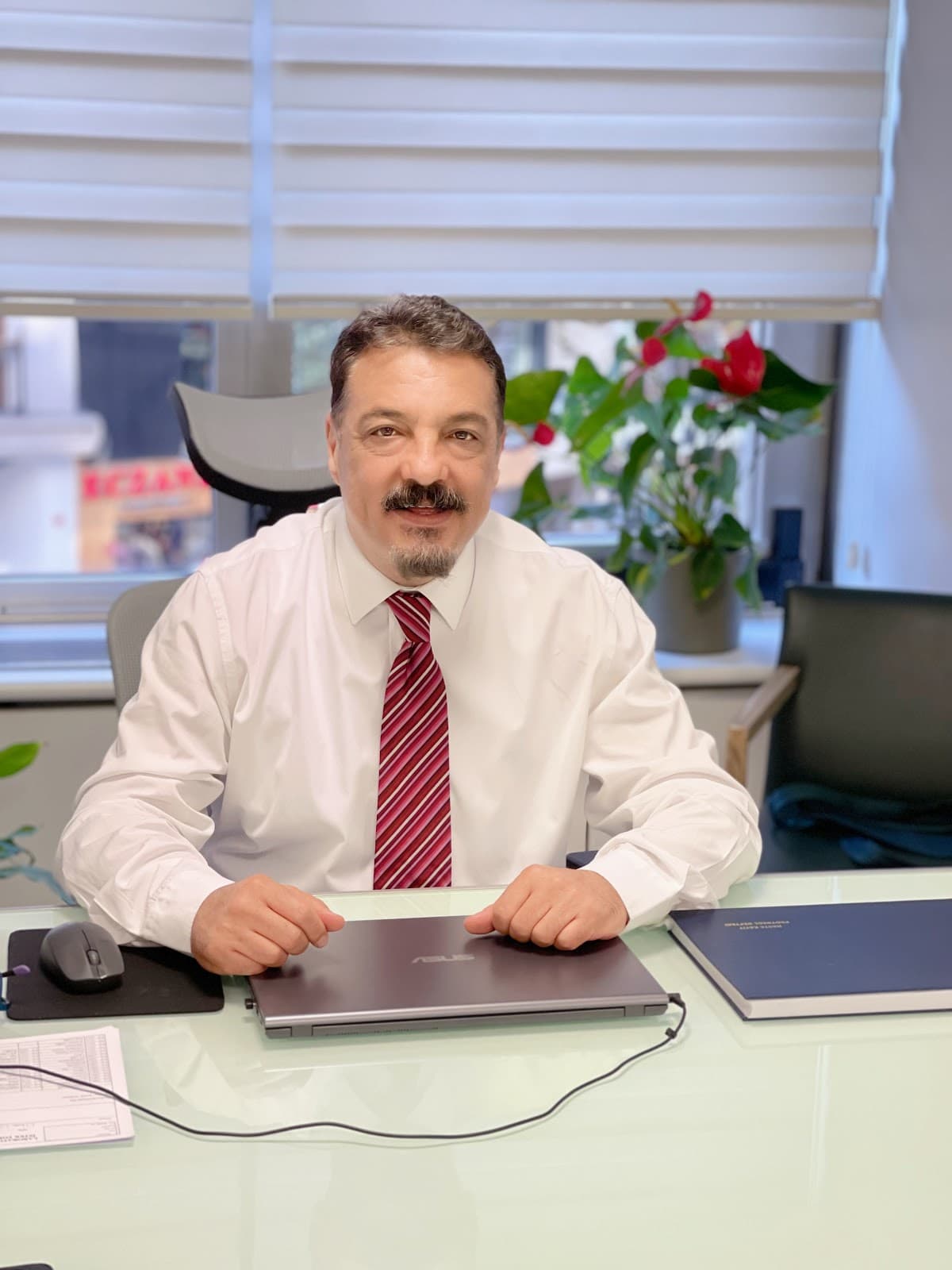 Op. Dr. Kadir Kılımcıoğlu