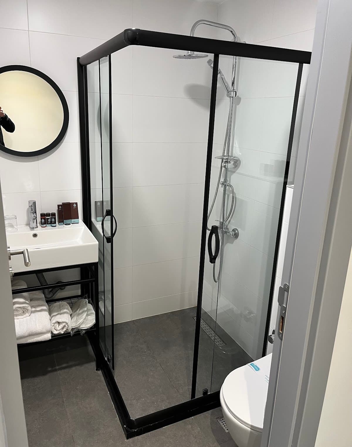 HLC Clinic, Hair Transplant Turkey