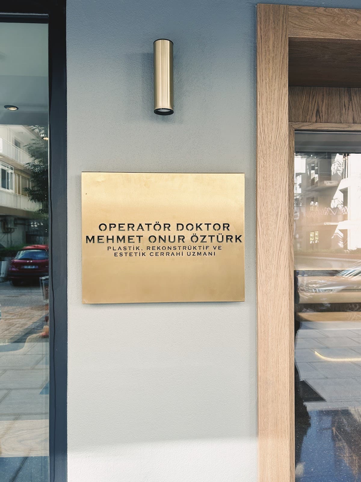 Op. Dr. Mehmet Onur Öztürk