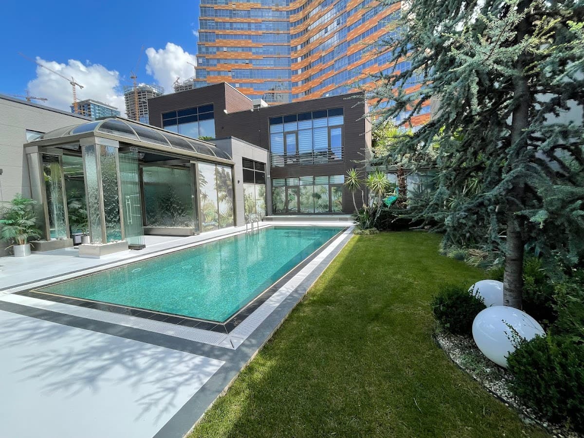 Op. Dr. Yücel Sarıaltın