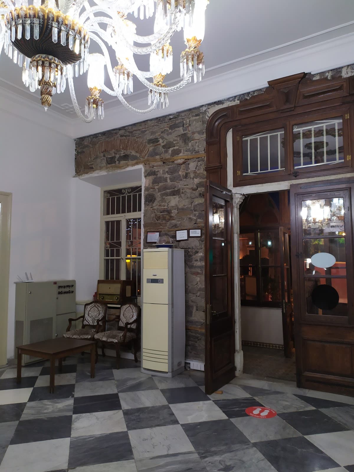 Denta Köşk Özel İzmir Ağız ve Diş Sağlığı Merkezi