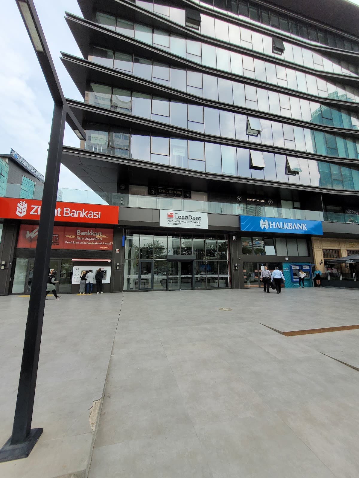 Loca Dent International