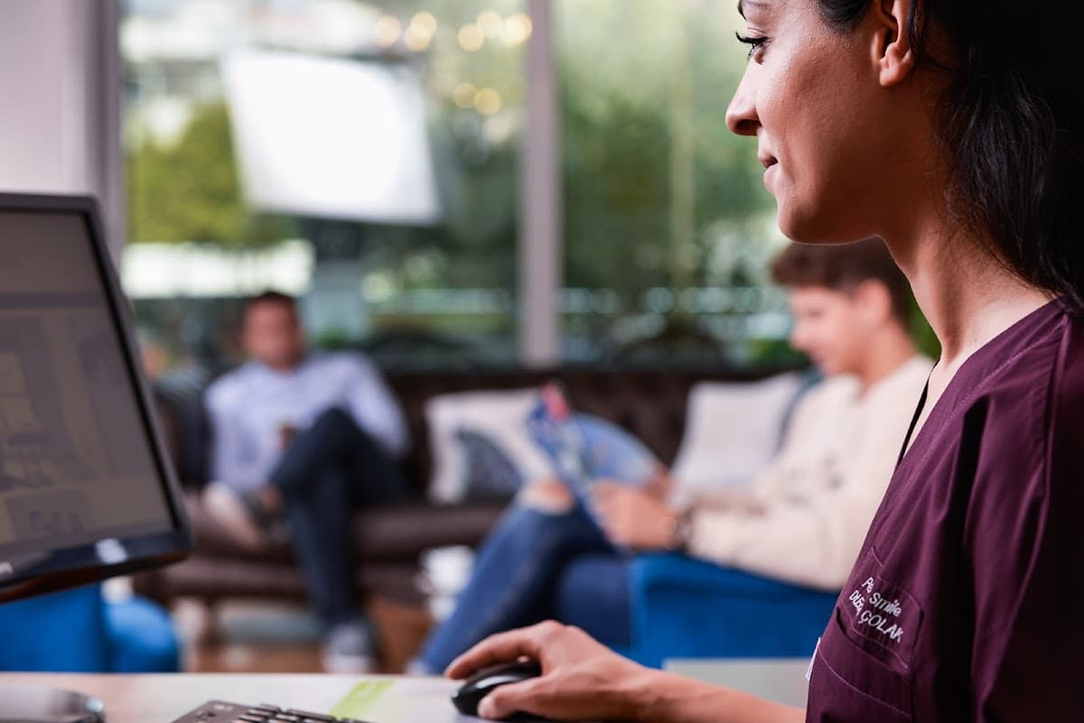 Ecren Çolak Dent Clinic