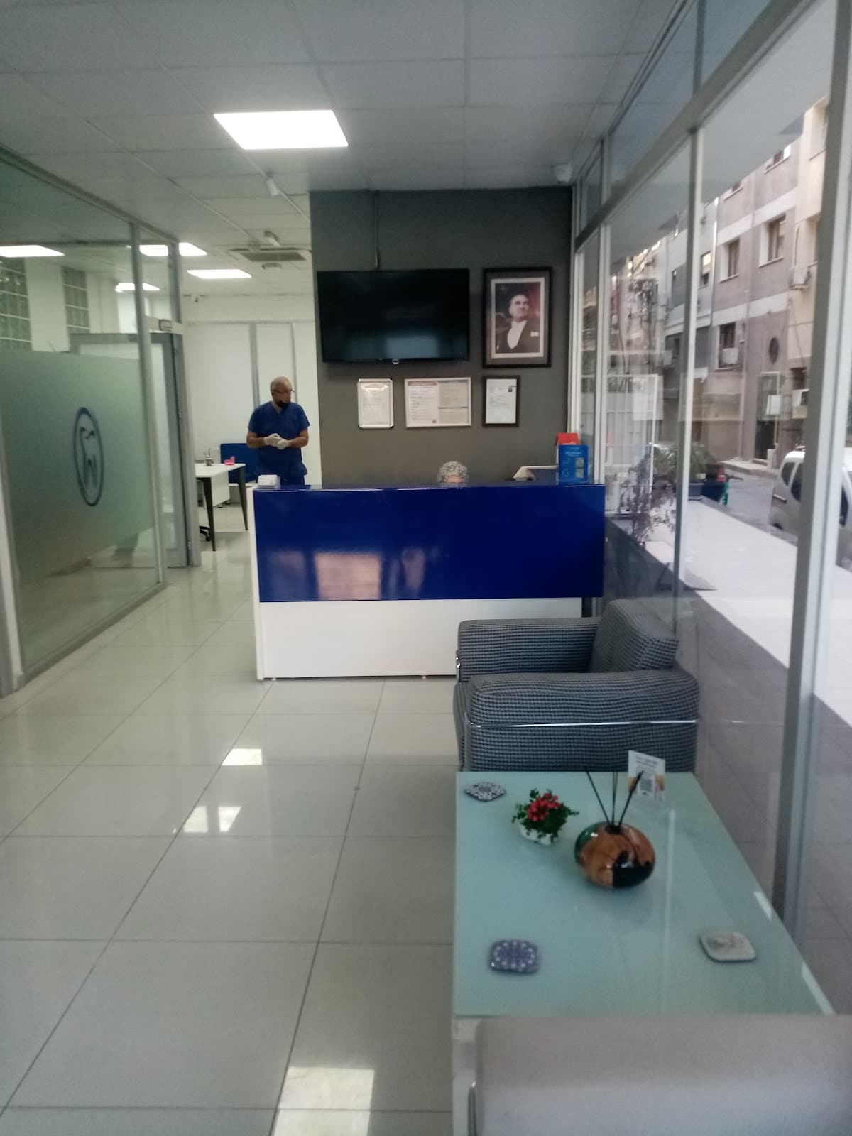 Izmir Dispoliklinigi