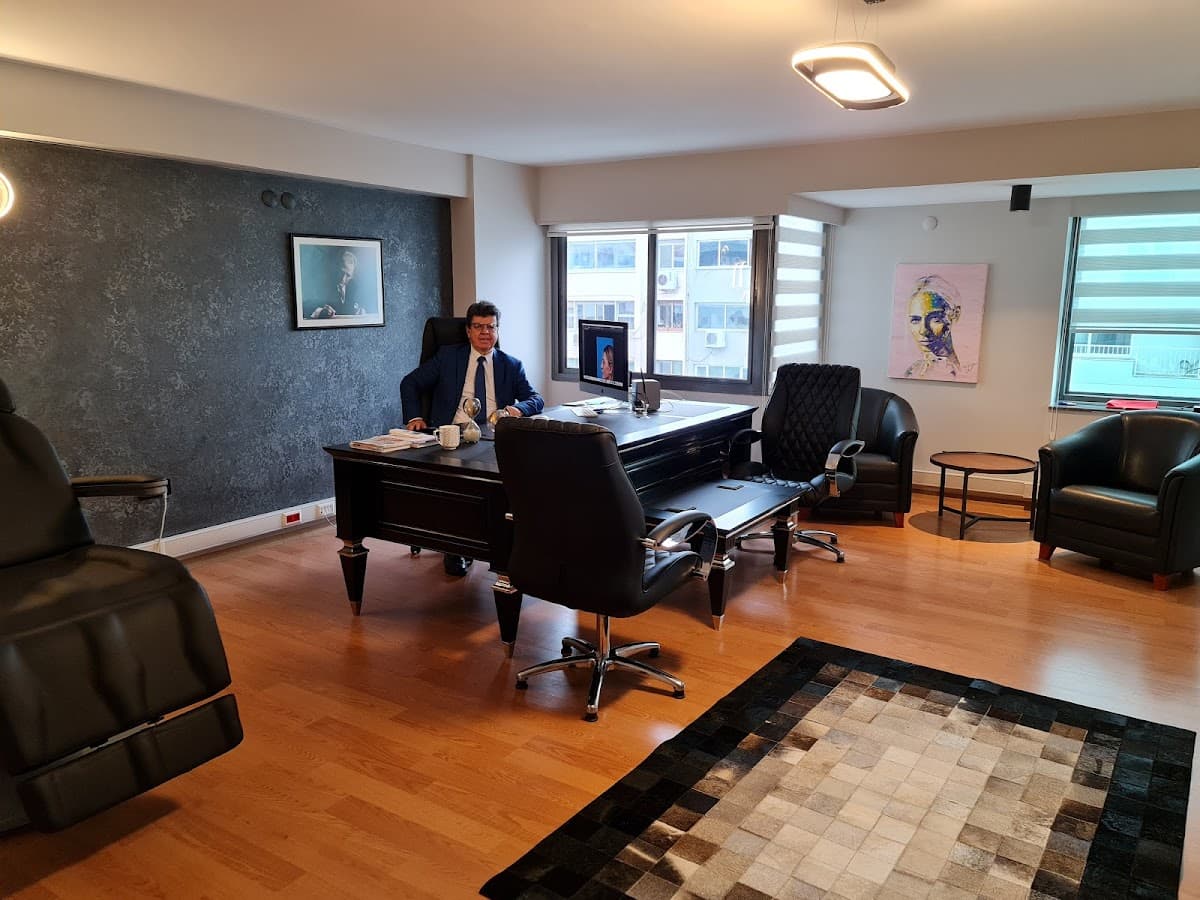 Prof. Dr. Fazıl Apaydın