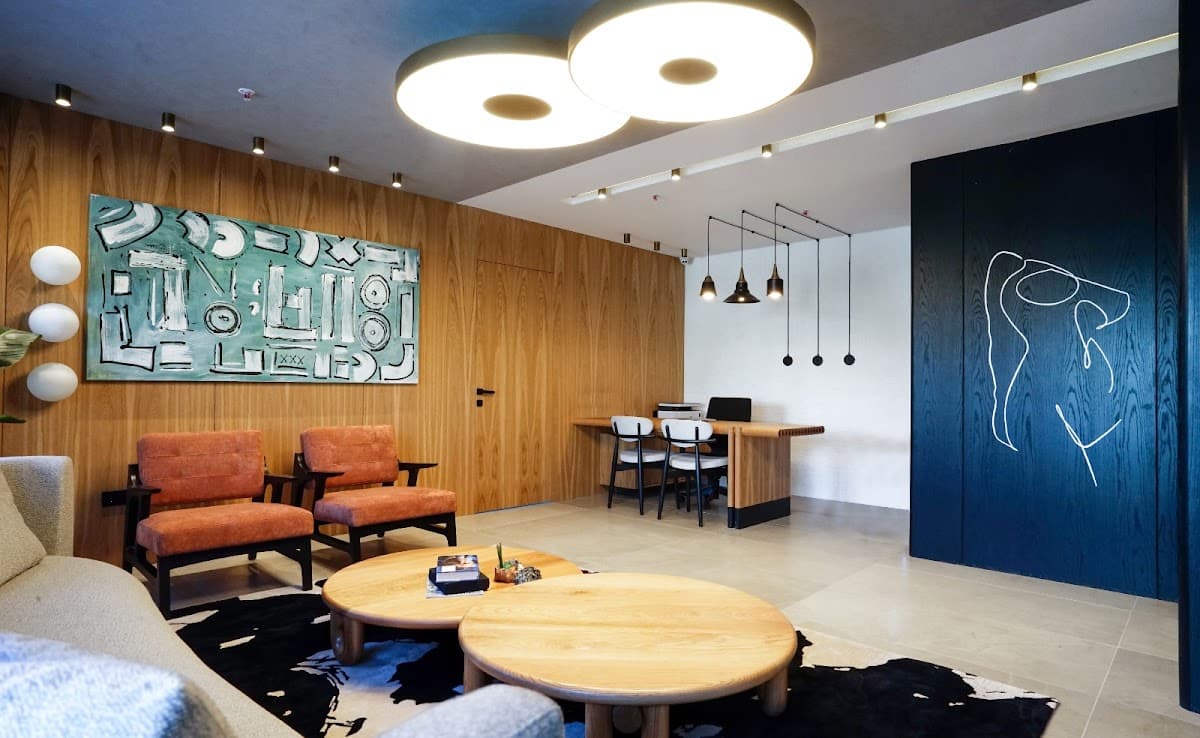 Feridun Elmas MD. Aesthetic Plastic Surgeon