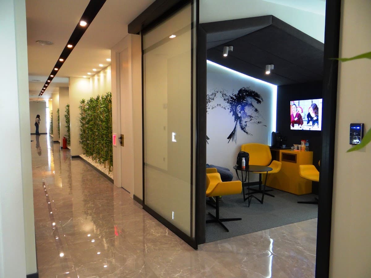 İzmir Saç Ekim Polikliniği | Novar Saç Ekim Merkezi