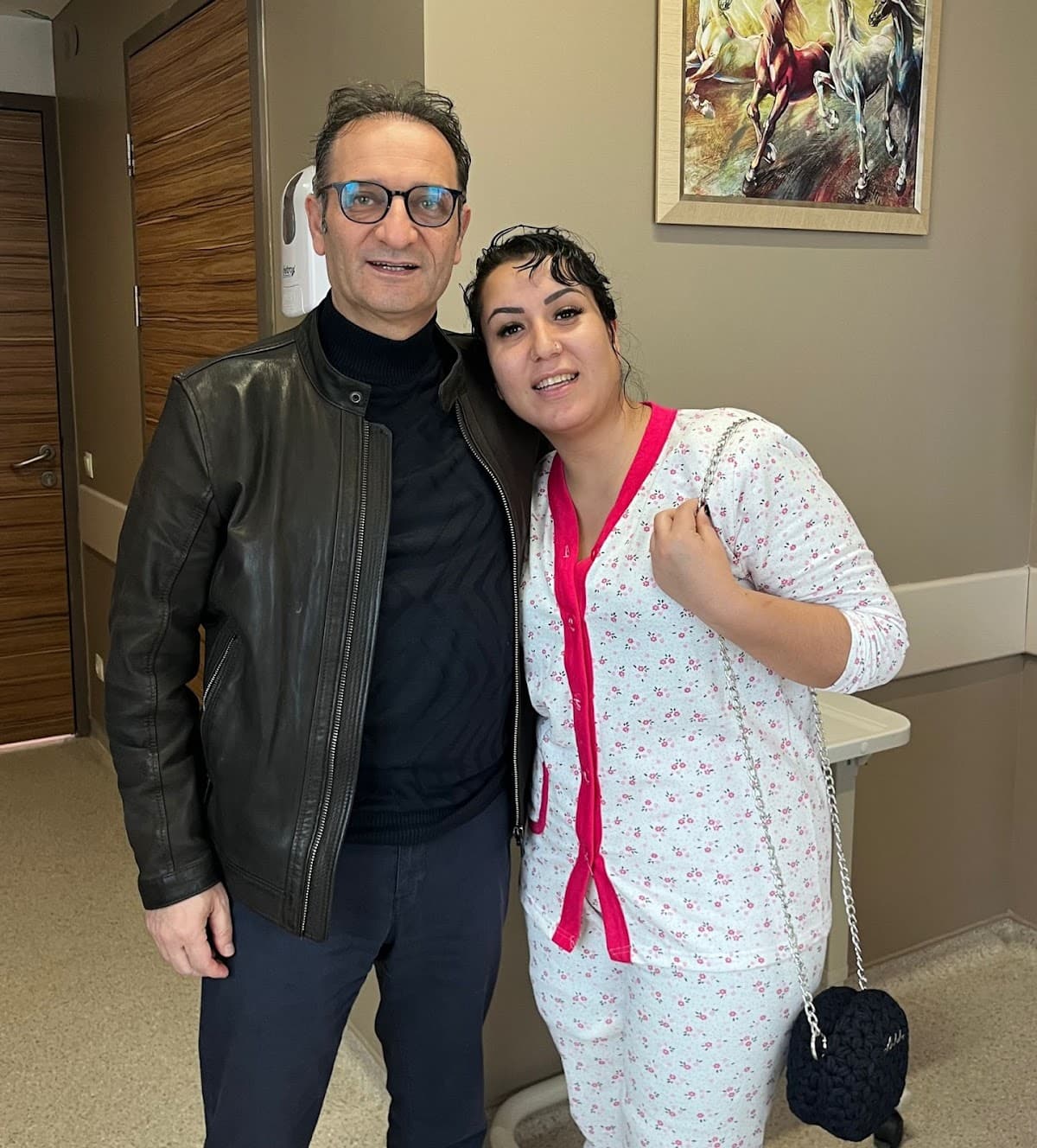 İstanbul Estetik Plastik Merkezi - Prof. Dr. Bekir Atik