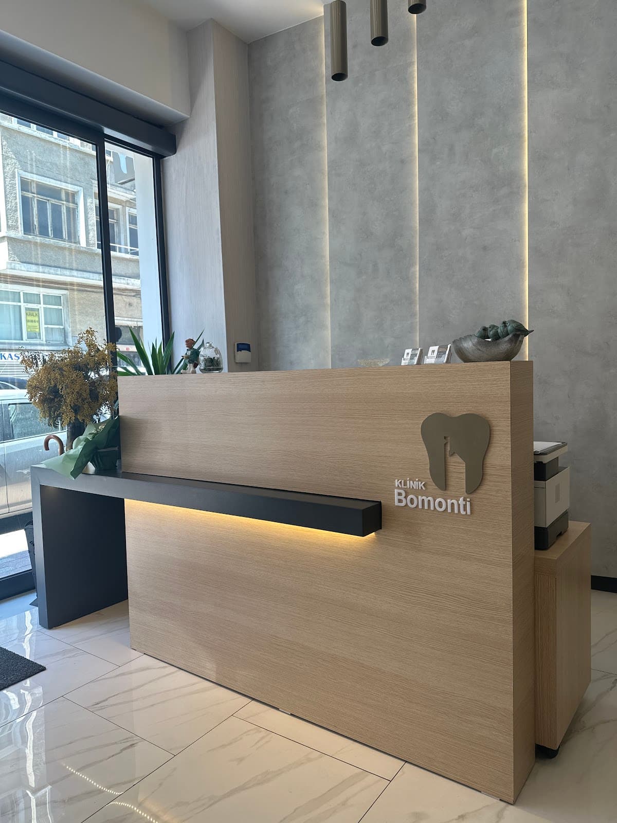 Klinik Bomonti Diş Kliniği-Şişli Estetik Diş Hekimi-Premium Dental Clinic Istanbul