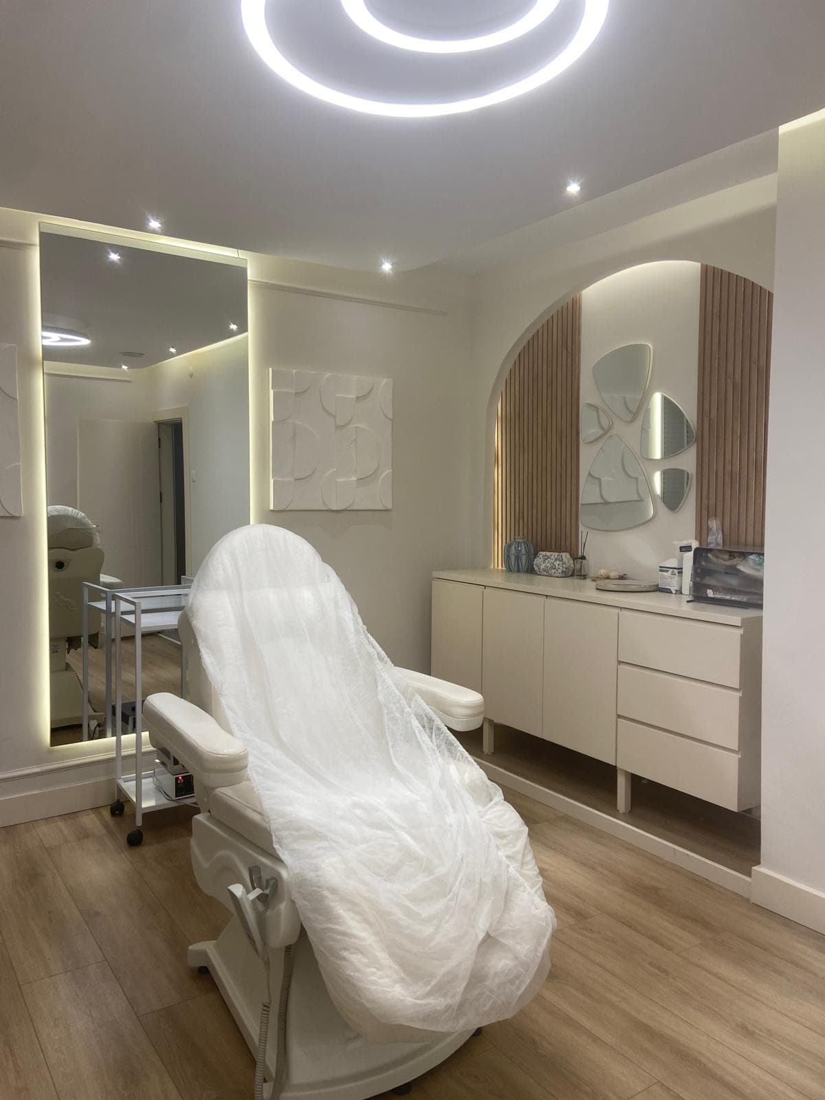 Op. Dr. Murat Melih Can Estetik ve Plastik Cerrahi Uzmanı