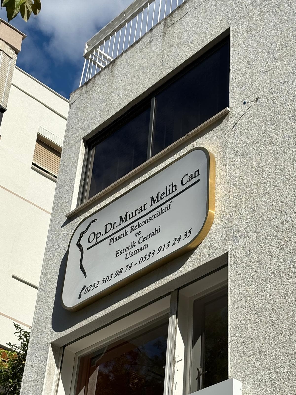 Op. Dr. Murat Melih Can Estetik ve Plastik Cerrahi Uzmanı