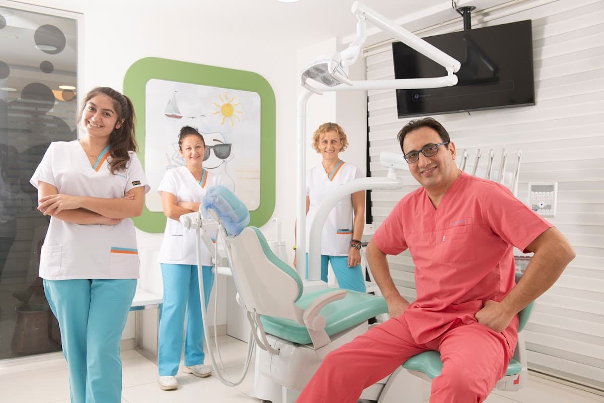 DentAntalya (Oral & Dental Health Clinic)