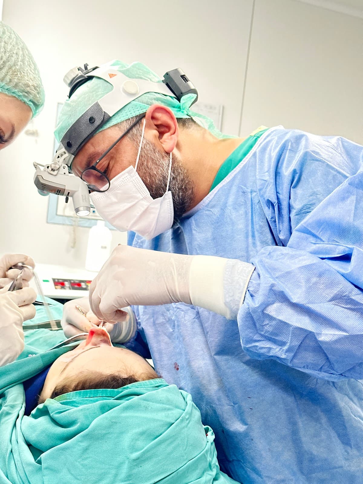 Doç. Dr. Yahya Baltu (Estetik Plastik Cerrahi)