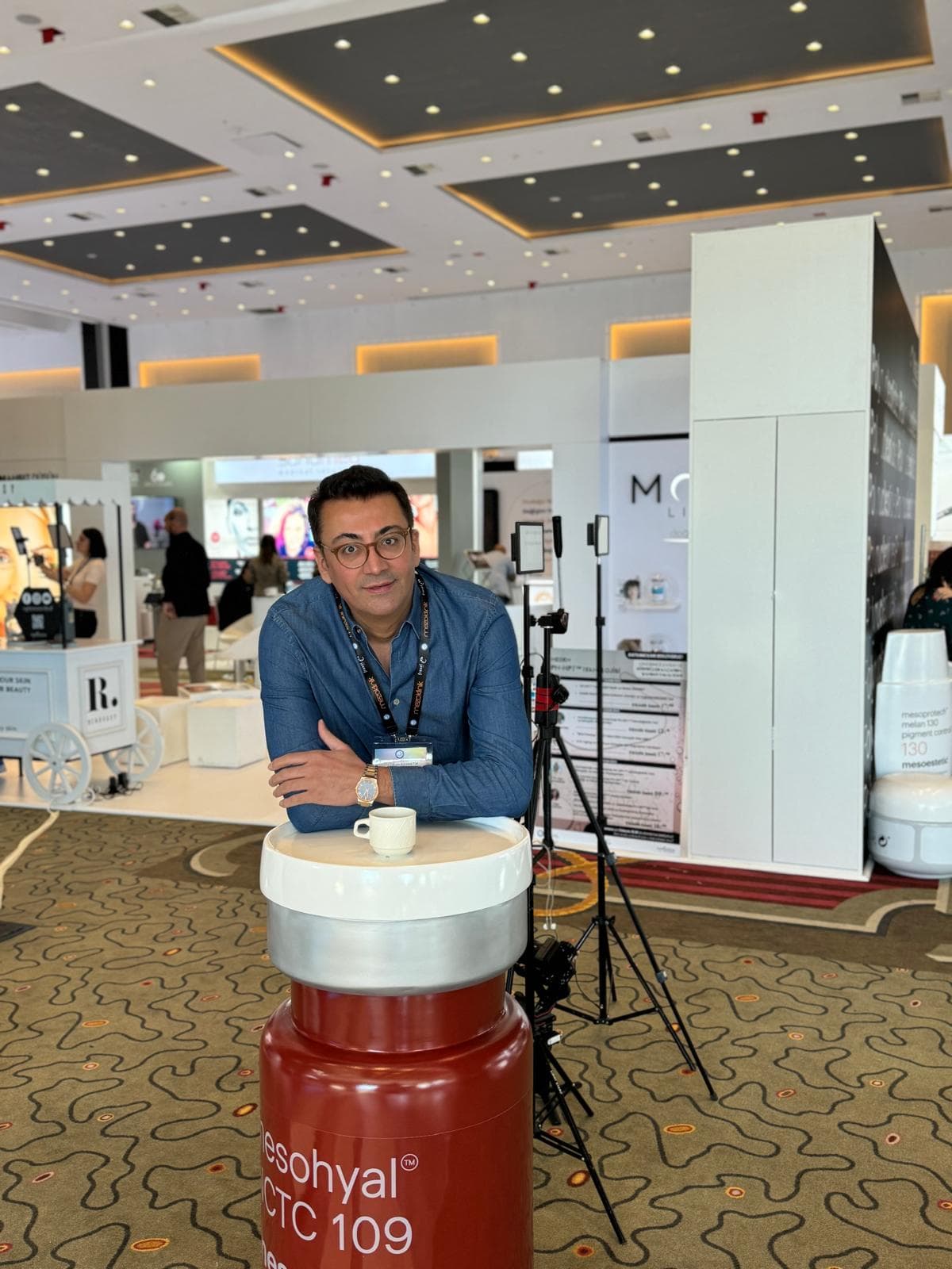 Dr.Abdullah ÜNAL / Dermatology / Aesthetic/ Botox / Dolgu / Lazer Tedavileri / Filler / Laser Treatments / Hair Transplant