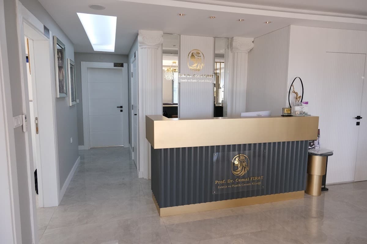 Prof. Dr. Cemal Fırat Estetik ve Plastik Cerrahi Kliniği