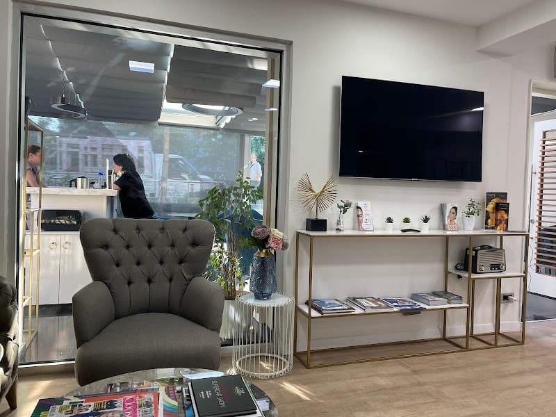 Dr. Arslan Musbeh - Photo 3