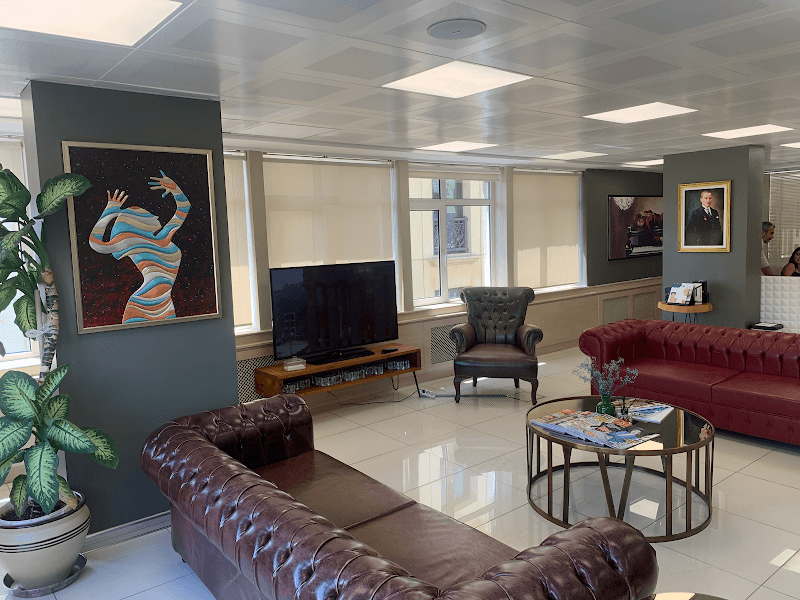 Dr. Yunuszade - Photo 2