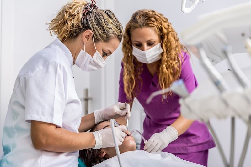 Dt. Başak Balanlı Türkoğlu - Photo 2