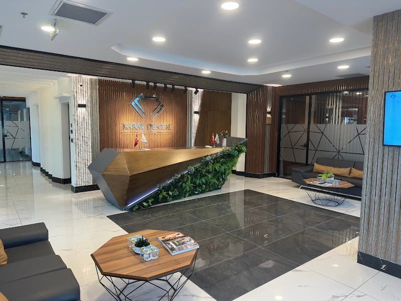 Dt. Kayhan Kara - Photo 2