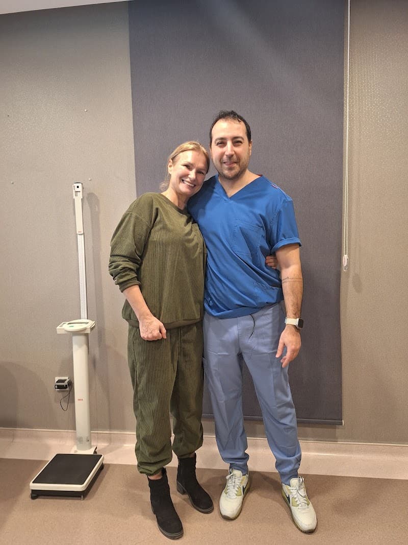 Op. Dr. Ali Can Günenç - Photo 2