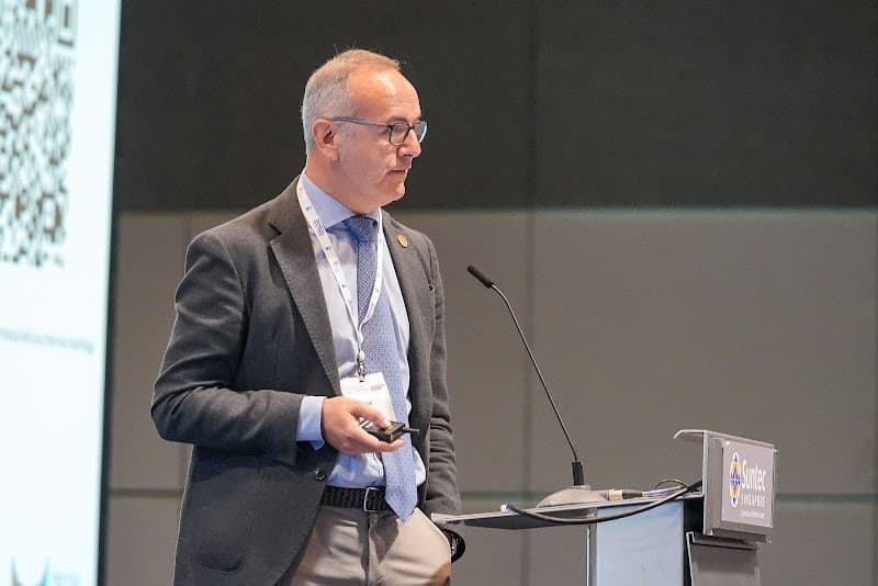 Op. Dr. Ayhan Çolak - Photo 5