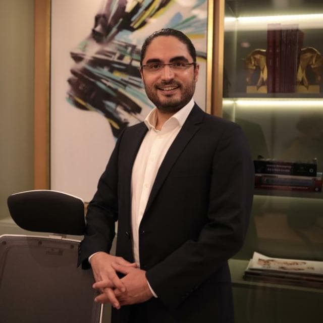 Op. Dr. Berkan Arık