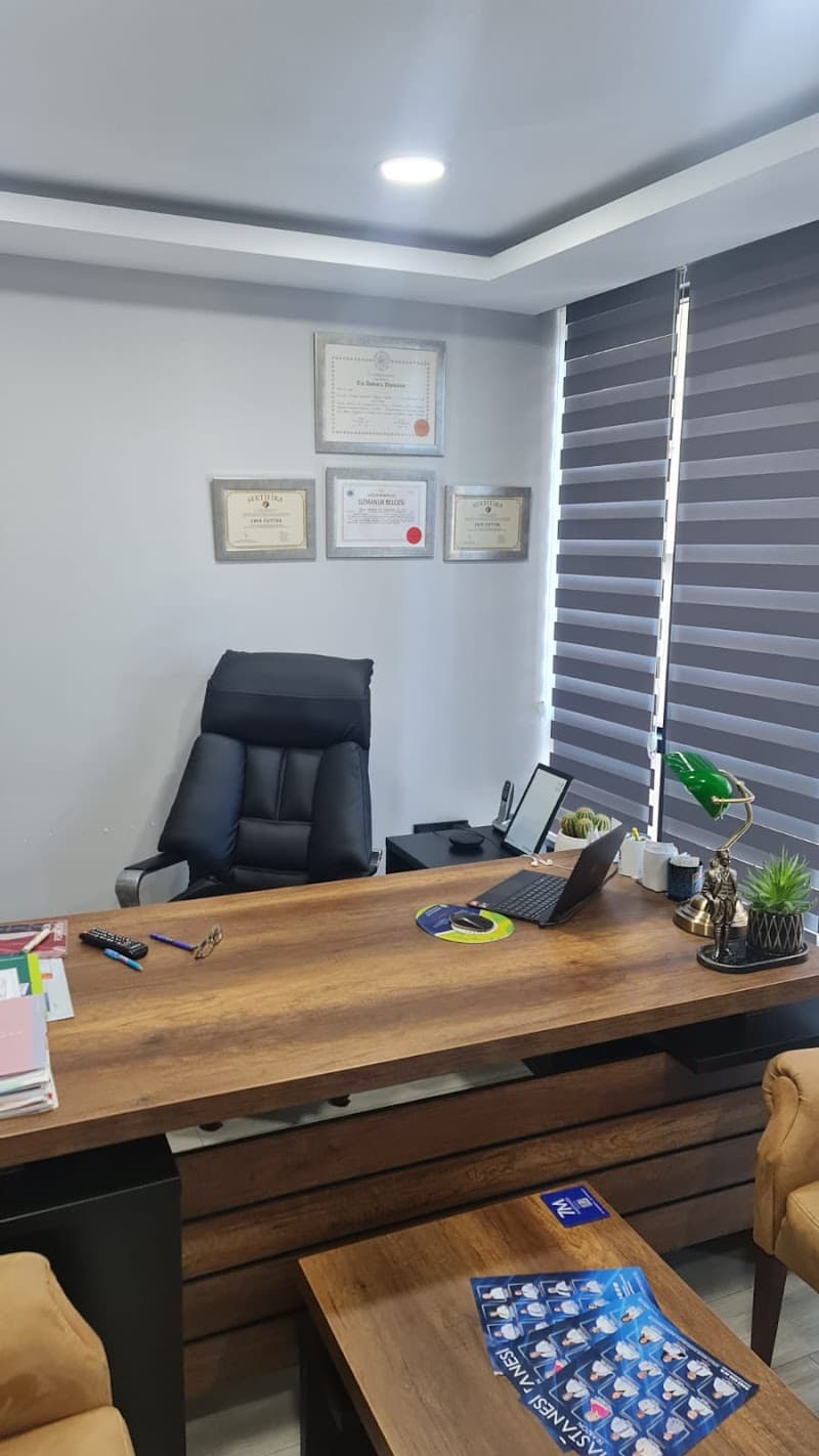 Op. Dr. Erol Öztürk - Photo 2