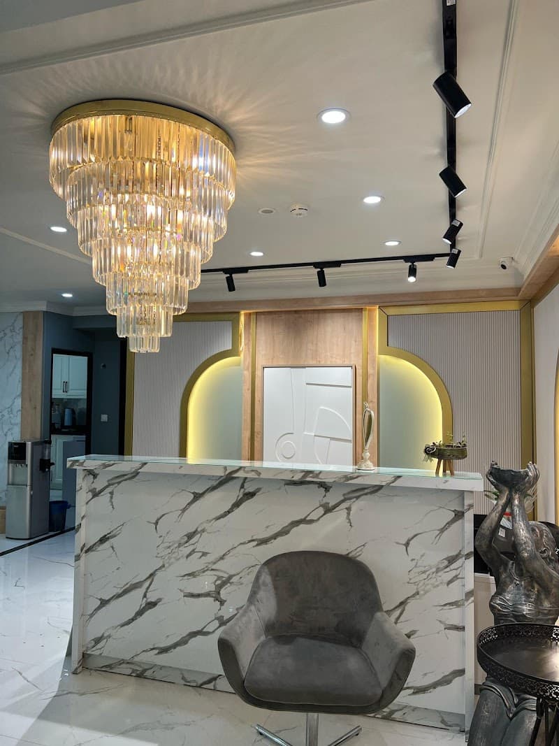 Op. Dr. Hakan Ölmeztürk - Photo 3