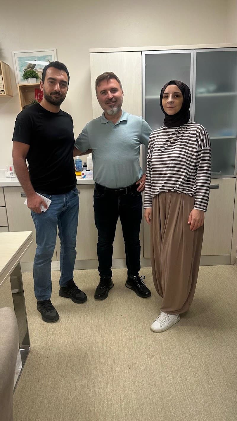 Op. Dr. Hasan Şahin