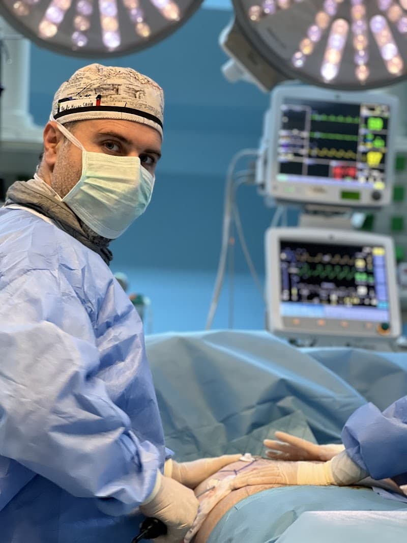 Op. Dr. Hasan Şahin - Photo 2