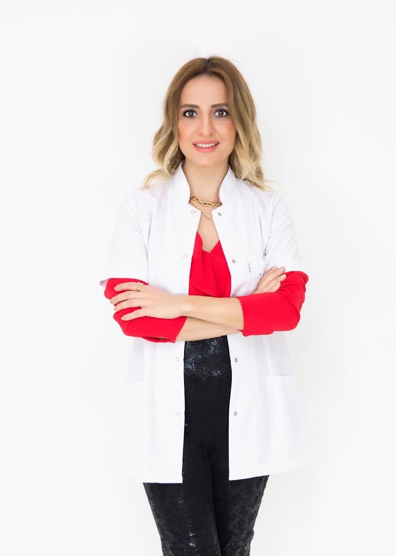 Uzm. Dr. Ela Çabuk Renklibay